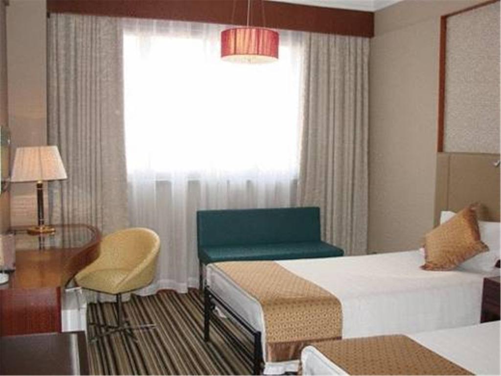 Pearl Hotel 3*